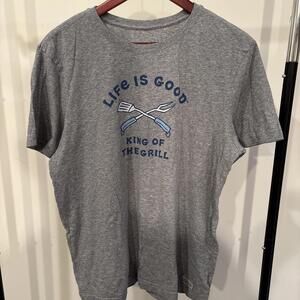 Life is Good T-Shirt Mens Medium Grey Crusher King Of The Grill Short Sleeve Tee